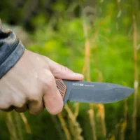 WOOX ROCK62 FIXED BLADE KNIFE - MIL-SPEC BLACK - AMERICAN WALNUT / CHECKERED